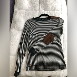 Women’s striped top, size medium
